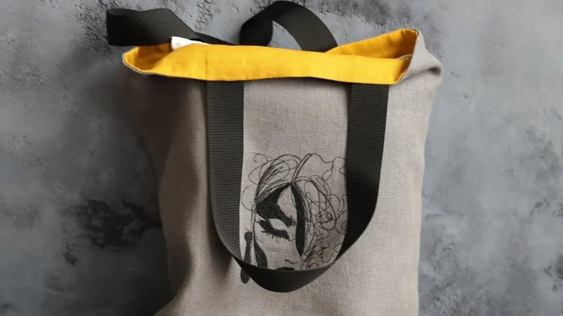 Upgrade Your Look: With The Best Trending Tote Bags