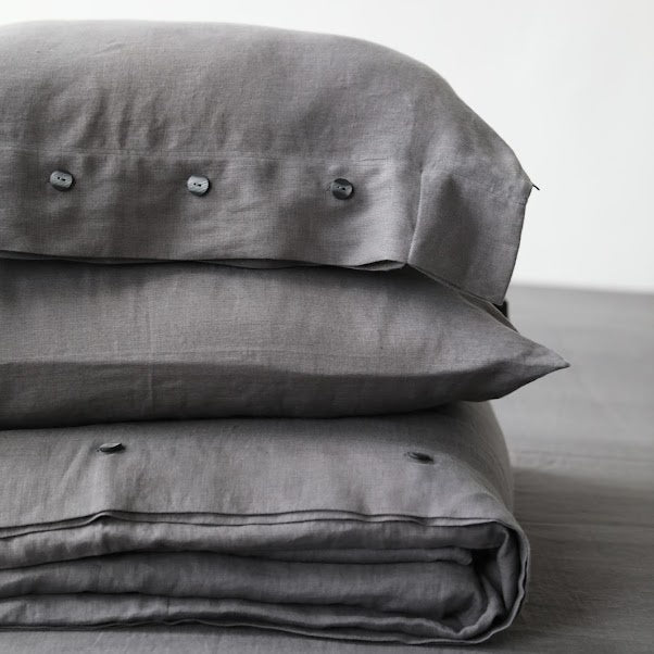 Contemporary Linen Duvet Cover with Button Closure "Beatrice" | Hypoallergenic, Anti - Bacterial And Antistatic - RIMALINUM