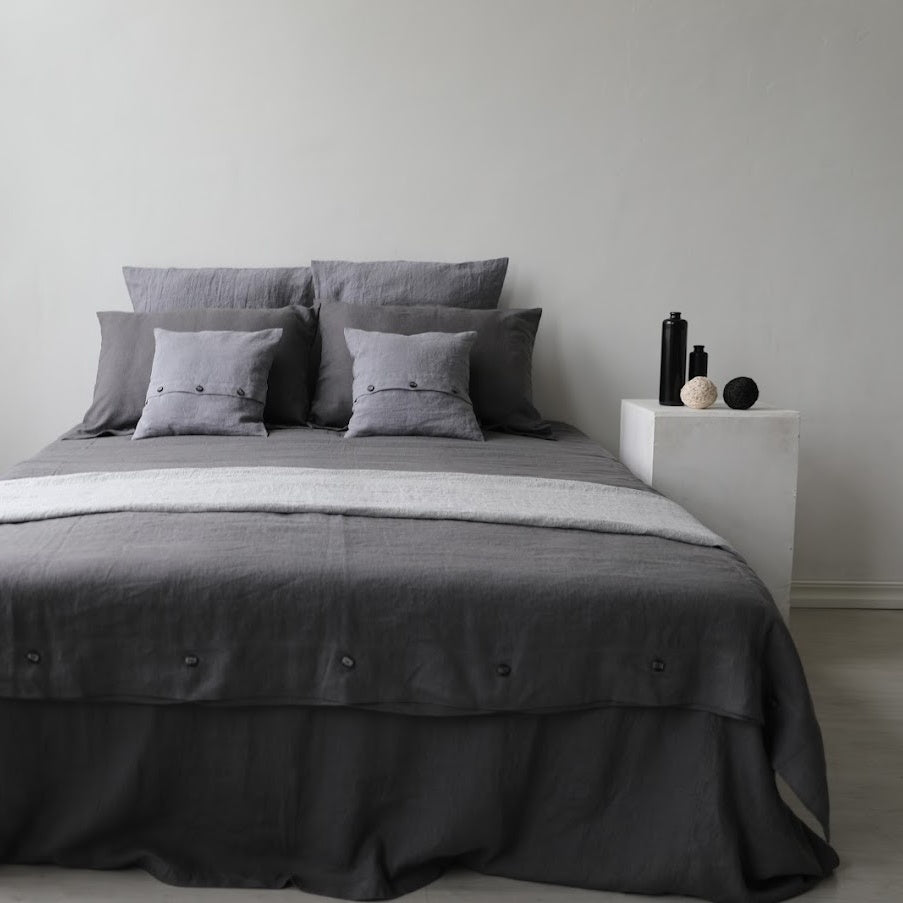 Contemporary Linen Duvet Cover with Button Closure "Beatrice" | Hypoallergenic, Anti - Bacterial And Antistatic - RIMALINUM