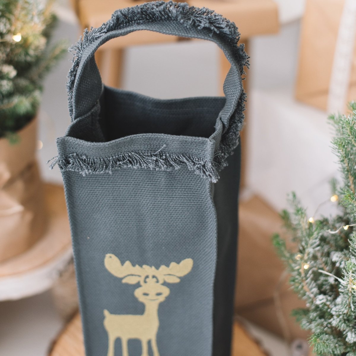 Sage Green Cotton Canvas Wine Gift Bag – Christmas Edition - RIMALINUM