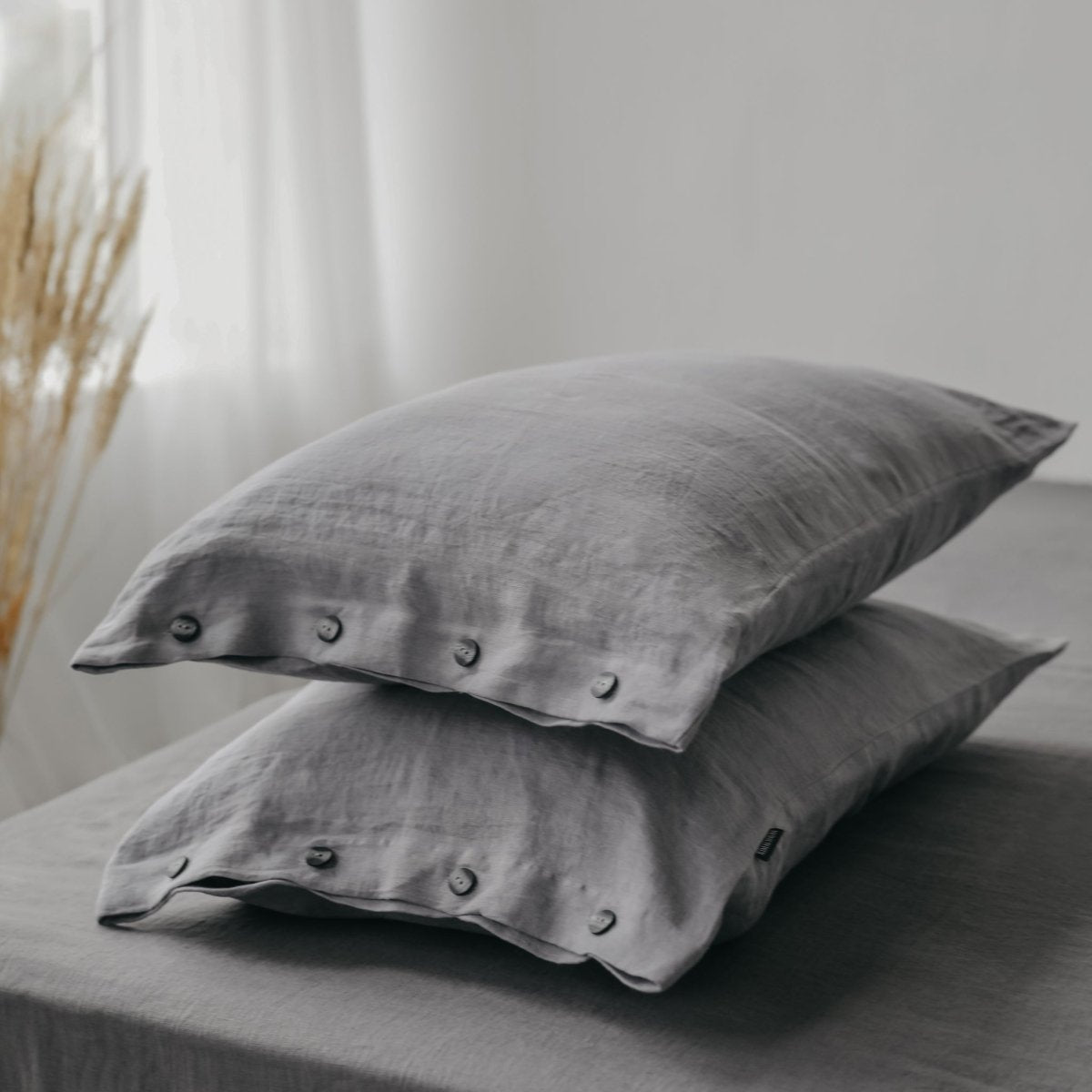 Stone Washed Linen Pillowcase Buttoned Closure "Barbora" | Hypoallergenic - RIMALINUM