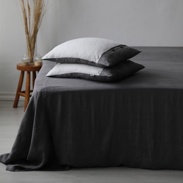 Two - Tone Linen Buttoned - Up Envelope Pillow Case "Donatela" | Antistatic And Hypoallergenic - RIMALINUM